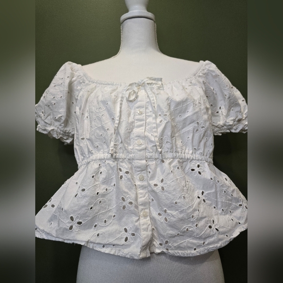 American Eagle Eyelet Peplum Top - Picture 2 of 7